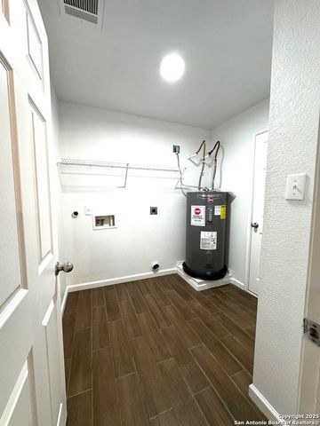 6207 Amherst Bay, San Antonio, TX 78249