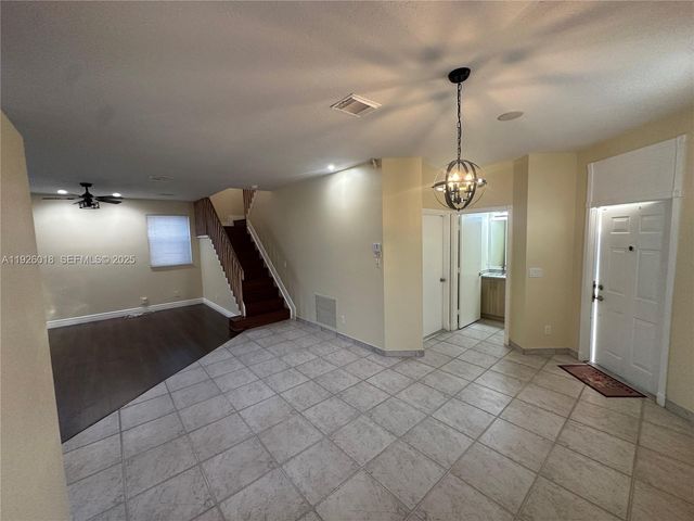 6839 NW 69th Ct 6839, Tamarac, FL 33321