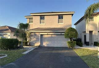6839 NW 69th Ct 6839, Tamarac, FL 33321
