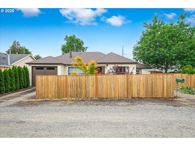 209 Se 90TH Ave, Portland, OR 97216