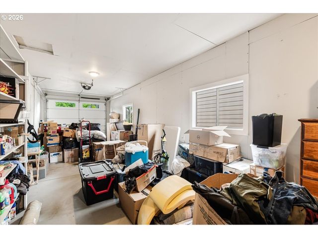 209 Se 90TH Ave, Portland, OR 97216