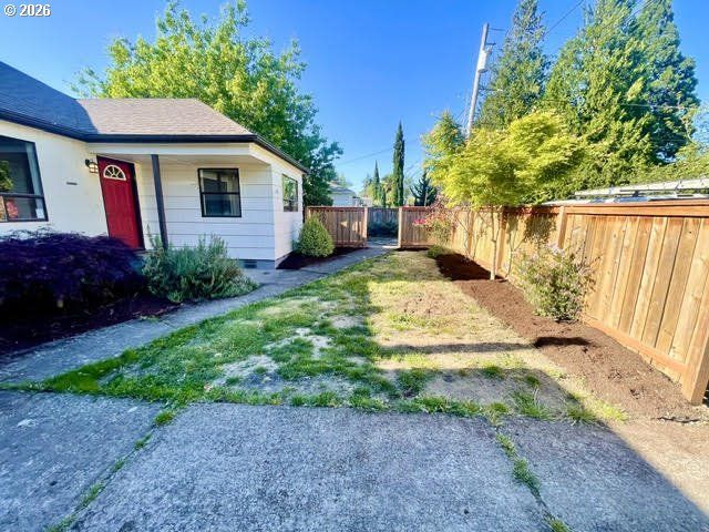 209 Se 90TH Ave, Portland, OR 97216