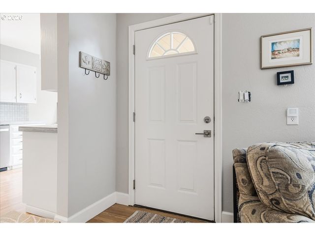 209 Se 90TH Ave, Portland, OR 97216