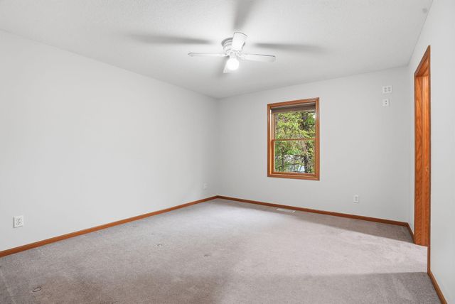 870 County Road F E, Vadnais Heights, MN 55127