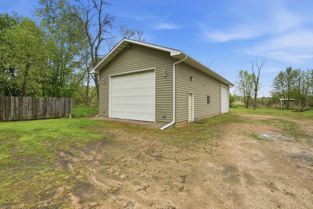 870 County Road F E, Vadnais Heights, MN 55127