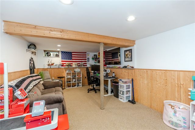 3 Sutton Street, Smithfield, RI 02828