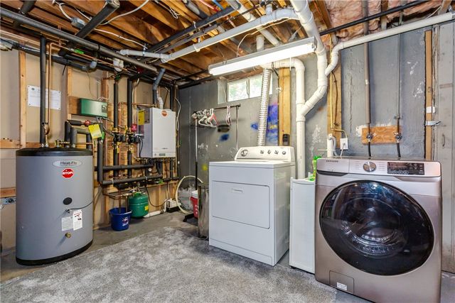 3 Sutton Street, Smithfield, RI 02828