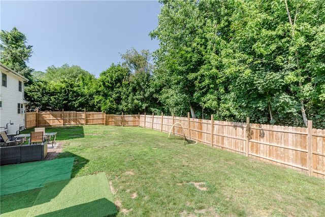 3 Sutton Street, Smithfield, RI 02828