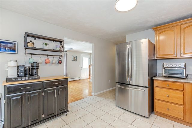 3 Sutton Street, Smithfield, RI 02828
