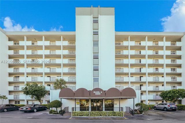 5860 NW 44th St 711, Lauderhill, FL 33319