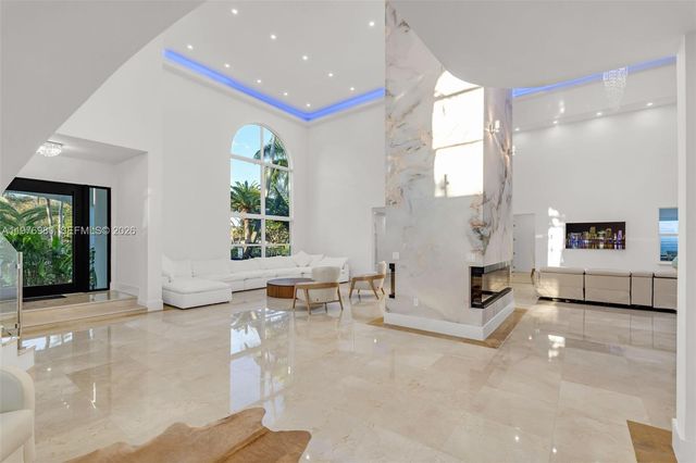 6290 SW 130th Terrace, Pinecrest, FL 33156