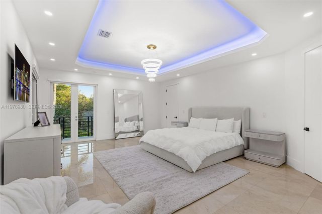 6290 SW 130th Terrace, Pinecrest, FL 33156