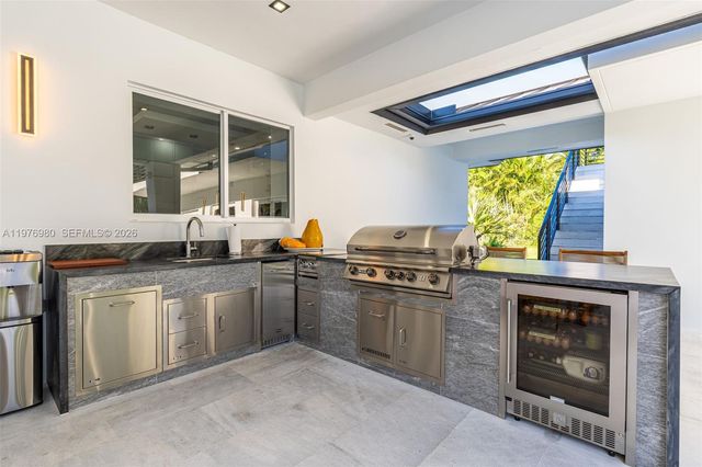 6290 SW 130th Terrace, Pinecrest, FL 33156