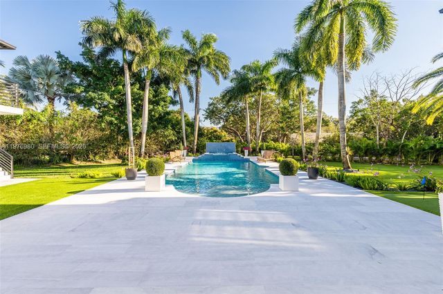 6290 SW 130th Terrace, Pinecrest, FL 33156