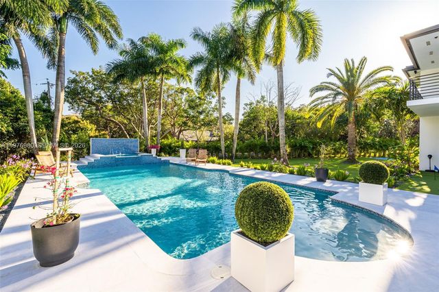 6290 SW 130th Terrace, Pinecrest, FL 33156