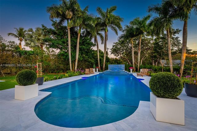 6290 SW 130th Terrace, Pinecrest, FL 33156