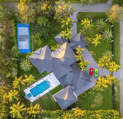 6290 SW 130th Terrace, Pinecrest, FL 33156