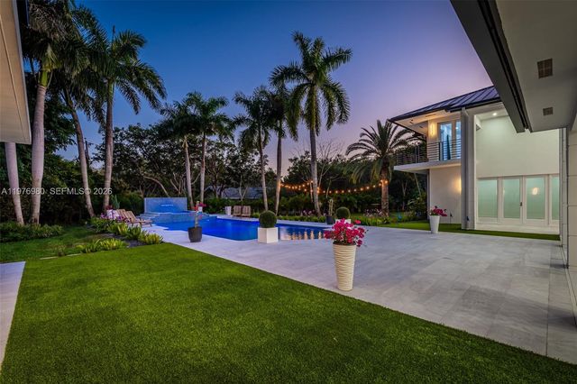 6290 SW 130th Terrace, Pinecrest, FL 33156