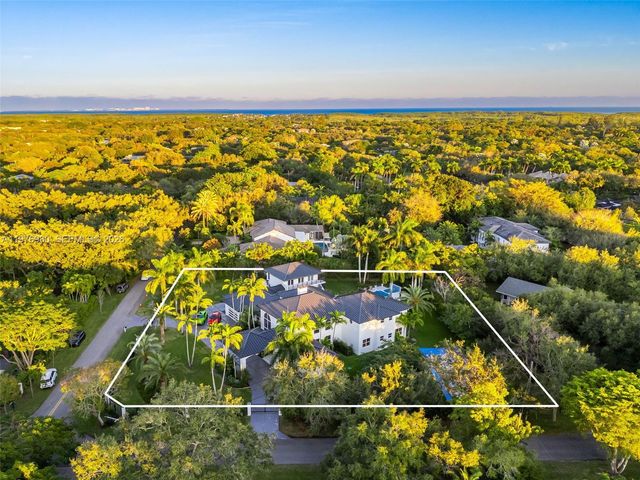 6290 SW 130th Terrace, Pinecrest, FL 33156