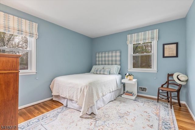 77 Windsor Way, Berkeley Heights Twp., NJ 07922