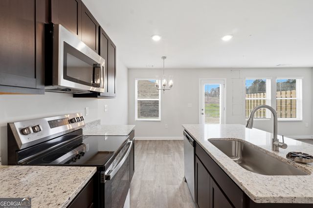 208 Norchester Avenue, Hogansville, GA 30230