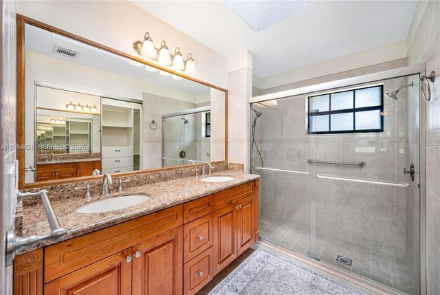 1110 Cedar Creek Way, Davie, FL 33325