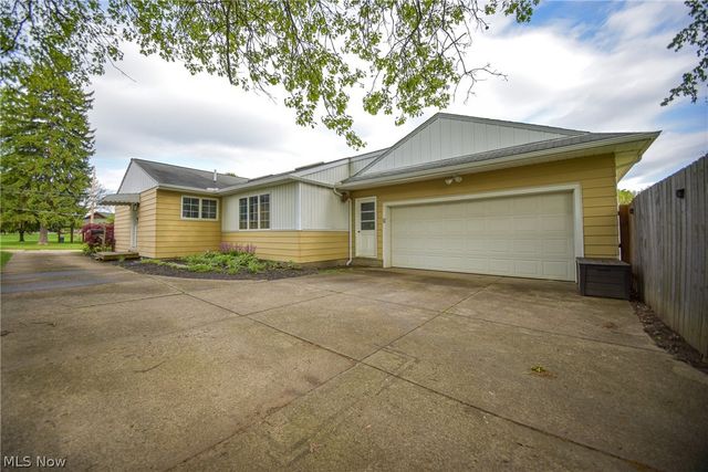 526 N Harmony Street, Medina, OH 44256