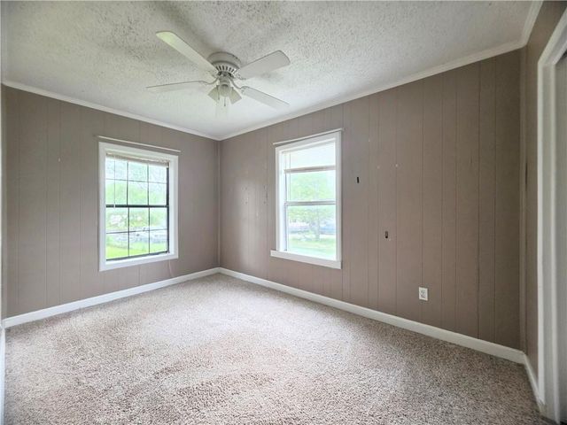 1409 S Kings Highway, Independence, MO 64055