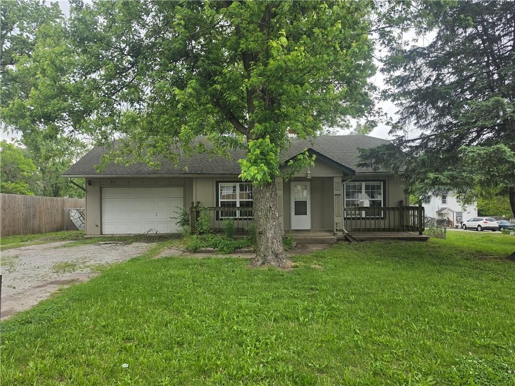 1409 S Kings Highway, Independence, MO 64055