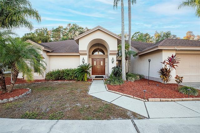 450 WATERFORD CIRCLE E, Tarpon Springs, FL 34688