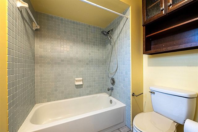 450 WATERFORD CIRCLE E, Tarpon Springs, FL 34688