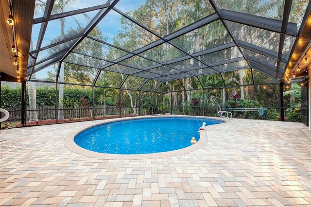 450 WATERFORD CIRCLE E, Tarpon Springs, FL 34688