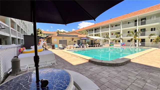 801 83RD AVENUE N 114, St Petersburg, FL 33702