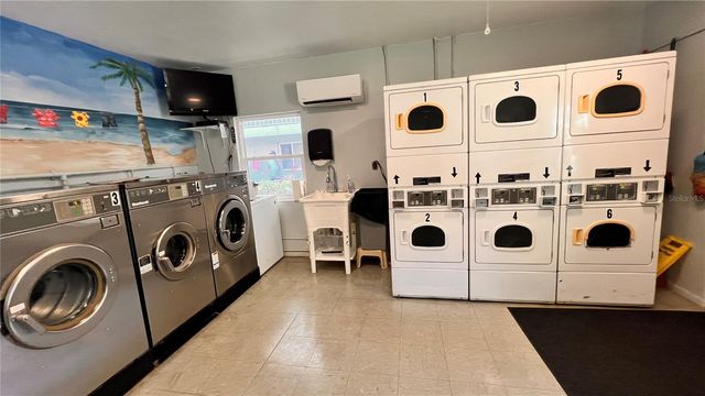801 83RD AVENUE N 114, St Petersburg, FL 33702