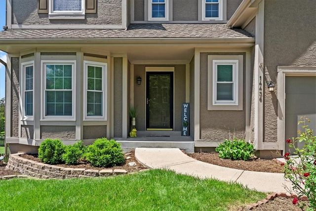 14436 Hemlock Street, Overland Park, KS 66223