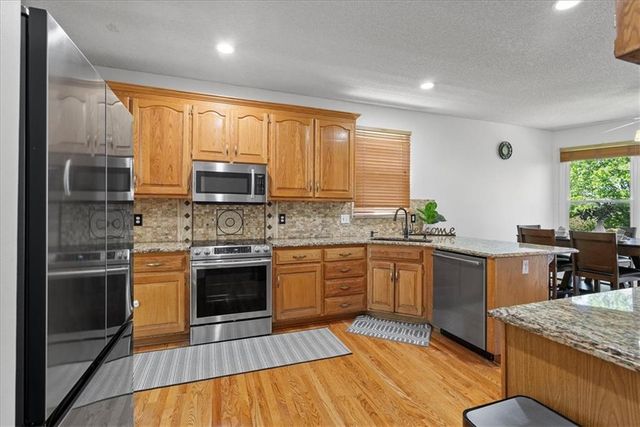 14436 Hemlock Street, Overland Park, KS 66223