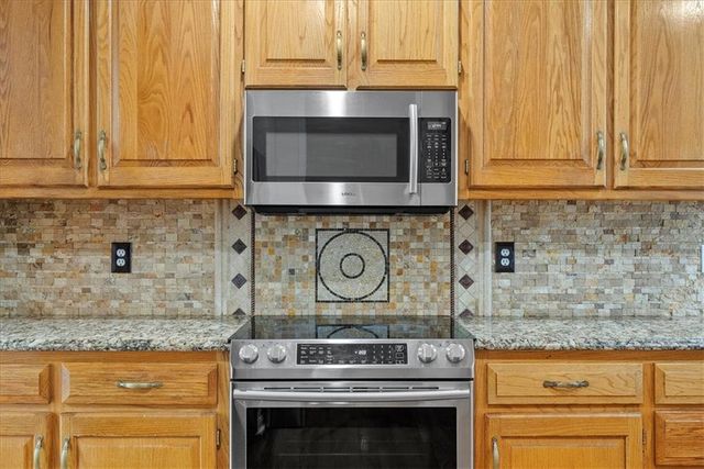 14436 Hemlock Street, Overland Park, KS 66223