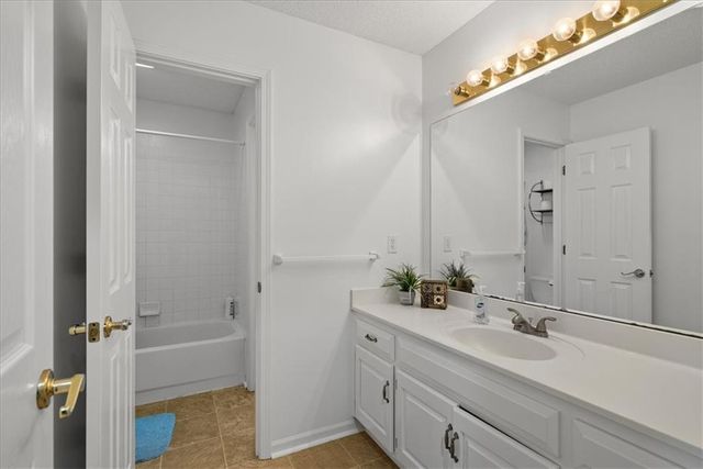 14436 Hemlock Street, Overland Park, KS 66223