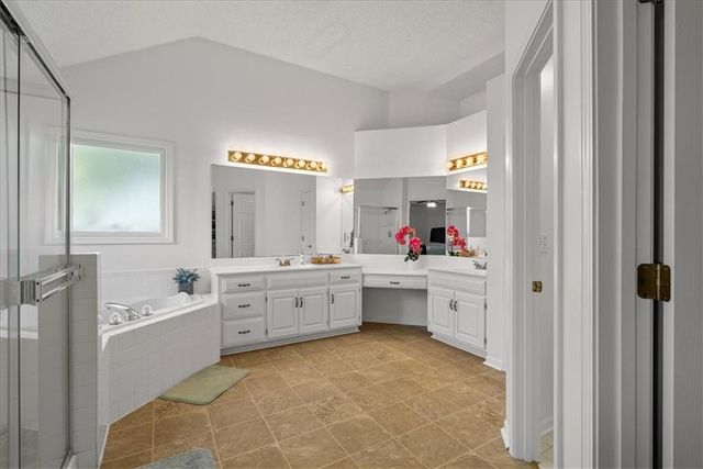 14436 Hemlock Street, Overland Park, KS 66223