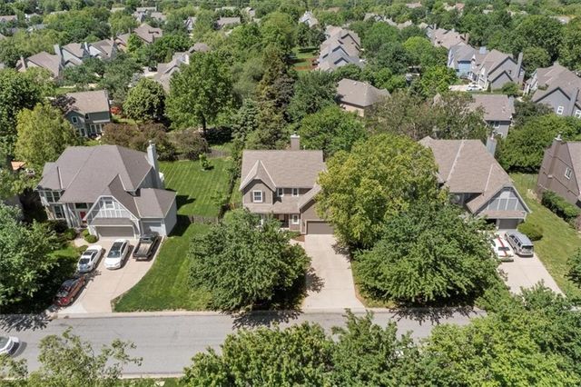 14436 Hemlock Street, Overland Park, KS 66223