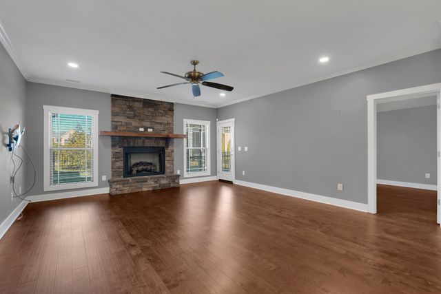 69 Anderton Dr, Winchester, TN 37398