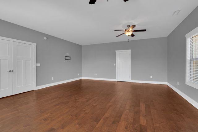 69 Anderton Dr, Winchester, TN 37398