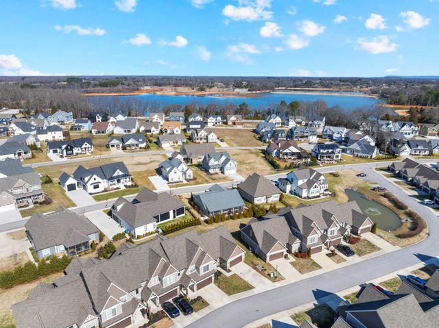 69 Anderton Dr, Winchester, TN 37398