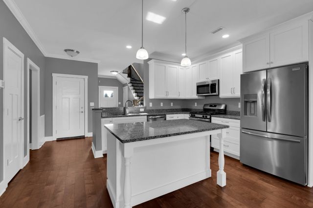 69 Anderton Dr, Winchester, TN 37398