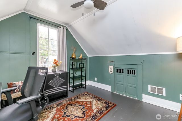 516 6th Street NW, Puyallup, WA 98371