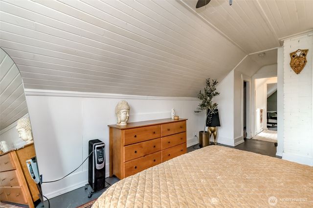 516 6th Street NW, Puyallup, WA 98371