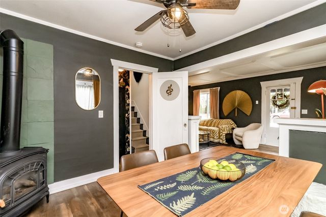 516 6th Street NW, Puyallup, WA 98371