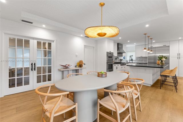 800 NE 72nd St, Miami, FL 33138