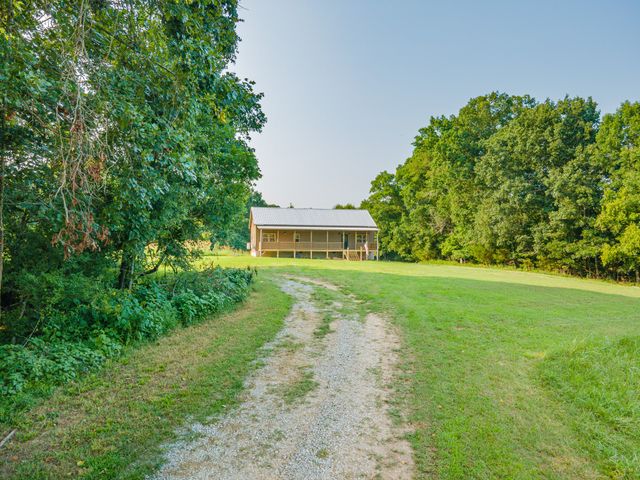 3247 Springplace Rd, Lewisburg, TN 37091