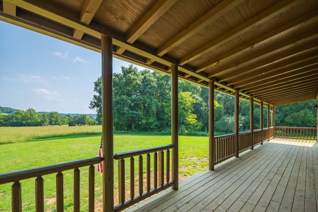 3247 Springplace Rd, Lewisburg, TN 37091